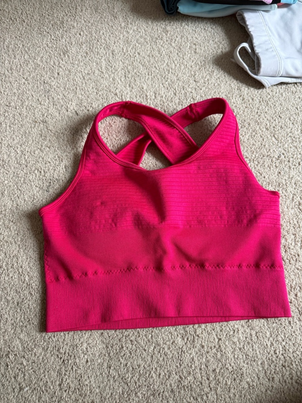Alphalete vault bra